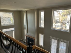 8333 S Valiant Dr in Cottonwood Heights, UT - Foto de edificio - Building Photo
