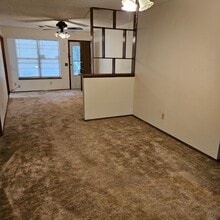 5828 NW Dearborn Ave in Lawton, OK - Building Photo - Building Photo