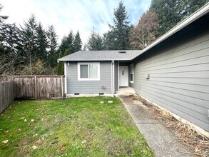 3611 139th St Ct NW in Gig Harbor, WA - Building Photo - Building Photo