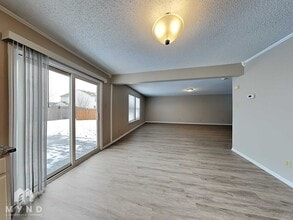 10386 Cotton Blossom Dr in Fishers, IN - Building Photo - Building Photo