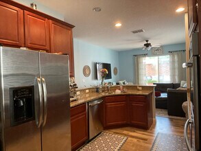 8759 Isla Bella Dr in Orlando, FL - Building Photo - Building Photo