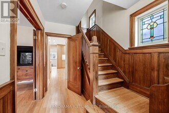 239 Winona Dr in Toronto, ON - Building Photo - Building Photo