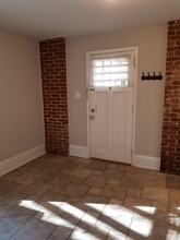 300 Oxford Pl NE, Unit #3-Basement in Atlanta, GA - Building Photo - Building Photo