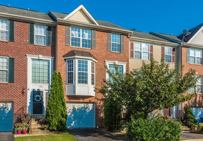 property at 1944 Fieldstone Way