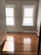 18 Chelsea St, Unit 2 in Boston, MA - Building Photo - Building Photo