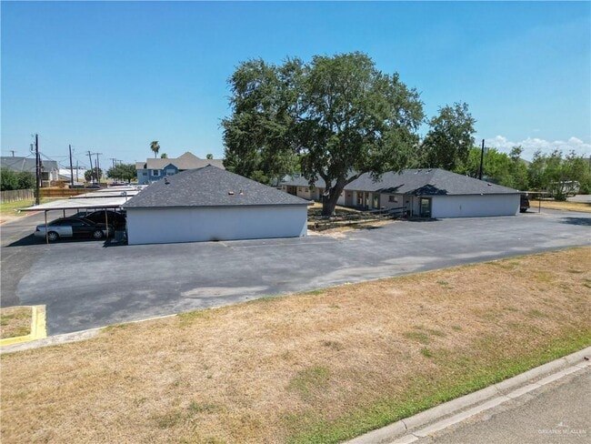 property at 1120 Valley View Dr