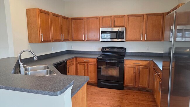 1580 Kessler Ave in Keego Harbor, MI - Building Photo - Building Photo