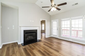 197 Everett Park Dr in Mooresville, NC - Building Photo - Building Photo