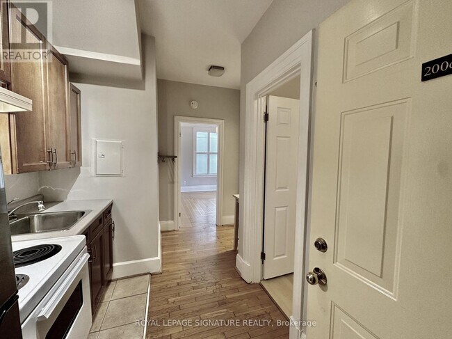 646 Broadview Ave in Toronto, ON - Building Photo - Building Photo