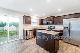 5106 Nokota Pl in Greensboro, NC - Building Photo