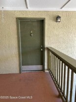 3570 Sable Palm Ln in Titusville, FL - Building Photo