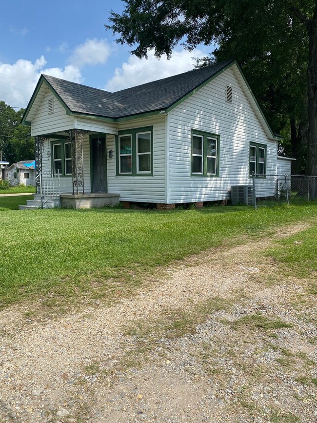 801 Stevenson St in Lafayette, LA - Building Photo - Building Photo