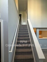9230 Eden Woods Ct in Indianapolis, IN - Foto de edificio - Building Photo