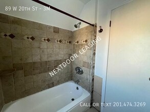 89 W 20th St in Bayonne, NJ - Building Photo - Building Photo