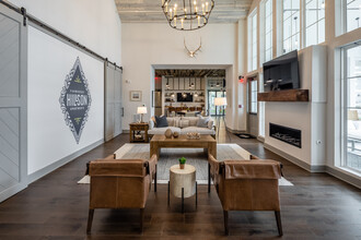 The Hillson in Nashville, TN - Building Photo - Interior Photo