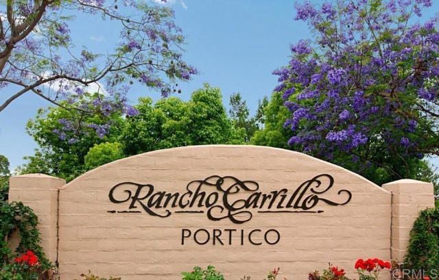 6430 Terraza Portico