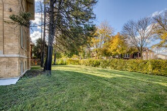 7131 W Altgeld St, Unit FL1 in Chicago, IL - Foto de edificio - Building Photo