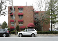 999 Forest Ave in Staten Island, NY - Building Photo - Building Photo