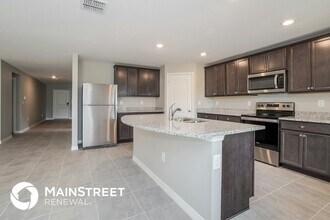 1358 Brenway Dr in Mascotte, FL - Building Photo - Building Photo