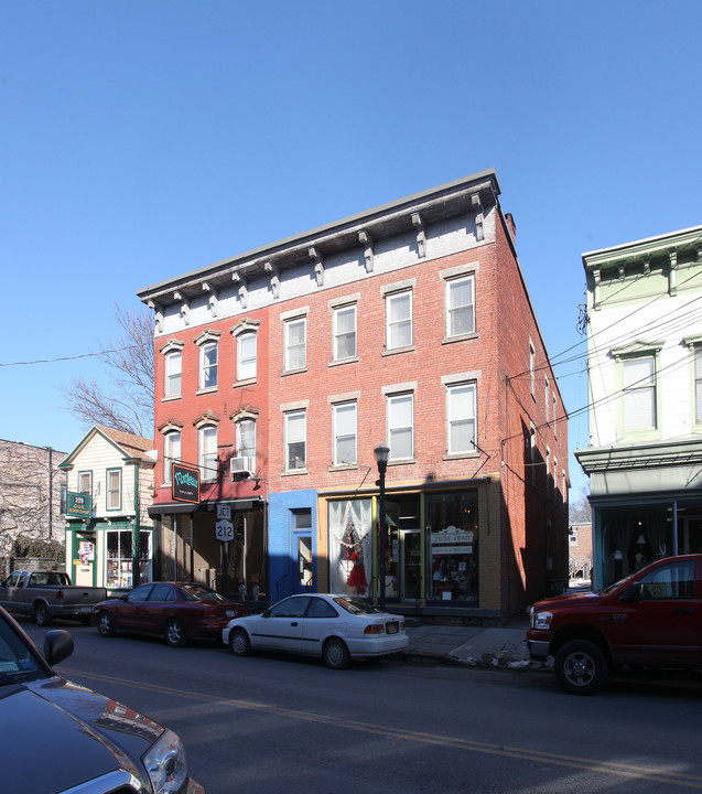 99-103 Partition St in Saugerties, NY - Building Photo