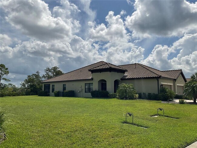 224 Sarezzo Cir in Nokomis, FL - Building Photo - Building Photo