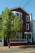 422 London St Apartments