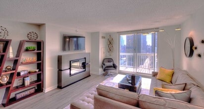 601 N State St in Chicago, IL - Foto de edificio - Building Photo