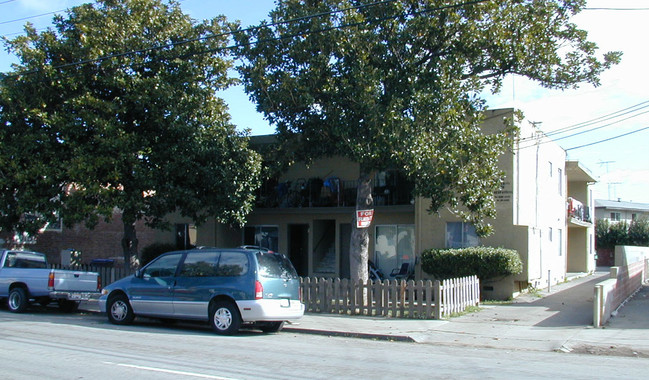 1020 Almaden Ave in San Jose, CA - Building Photo - Building Photo