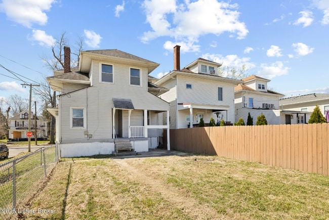 4131 W Broadway in Louisville, KY - Building Photo - Building Photo