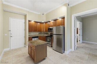 2825 Palm Beach Blvd in Ft. Myers, FL - Building Photo - Building Photo