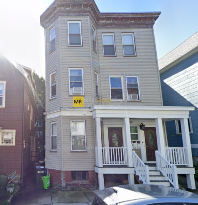 11 Anson St, Unit 2 in Boston, MA - Building Photo