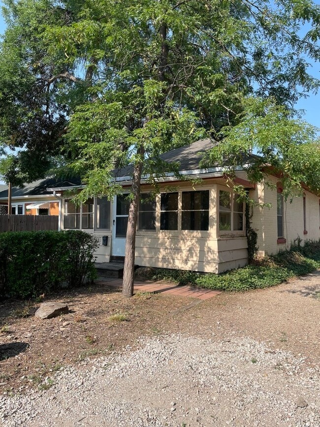 421 S Loomis Ave in Fort Collins, CO - Building Photo - Building Photo