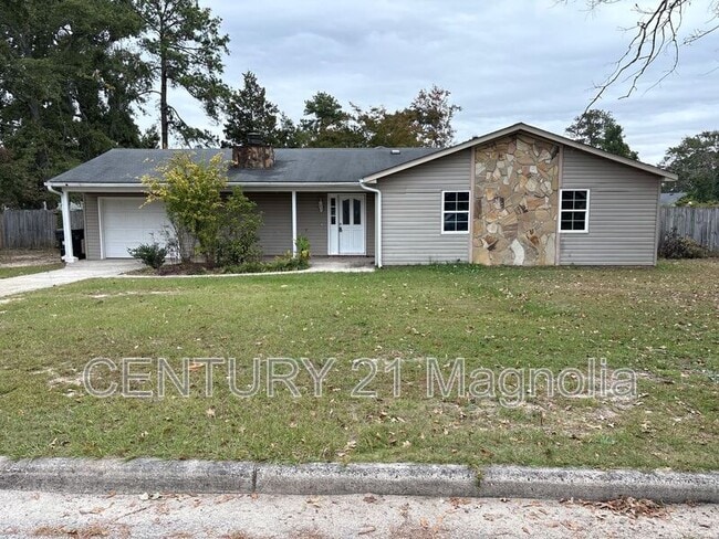 3346 Ravenwood Dr