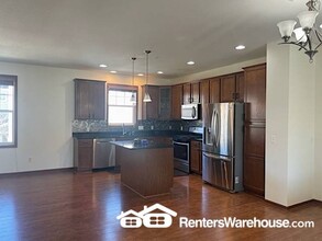 17175 72nd Ave N in Maple Grove, MN - Building Photo - Building Photo