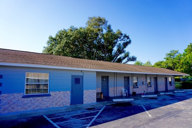 Morgan Apartments in Lake Wales, FL - Building Photo - Building Photo