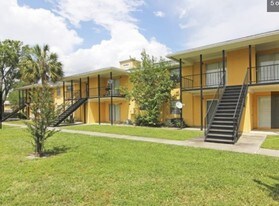 Waters Edge Apartments