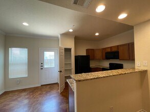 16843 Dancing Ava in Selma, TX - Building Photo - Building Photo