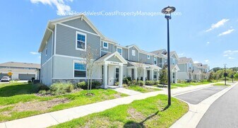 1767 Spreader Ln in Sarasota, FL - Building Photo