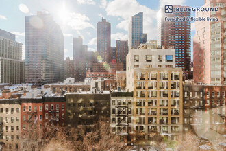 215 E 95th St in New York, NY - Building Photo - Building Photo