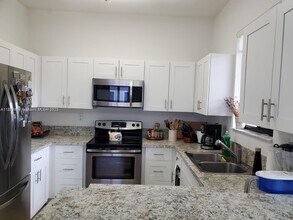 12752 SW 131st Terrace in Miami, FL - Foto de edificio - Building Photo