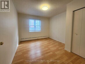 250 King St E in Kitchener, ON - Building Photo - Building Photo