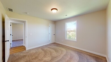 11851 Ridgeway Dr in St. Joseph, MO - Building Photo - Building Photo