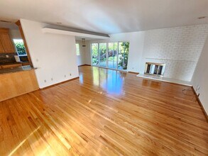 4929 Harmony Way in San Jose, CA - Building Photo - Building Photo