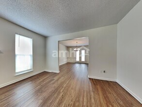 6335 Dumont Ln in Charlotte, NC - Building Photo - Building Photo