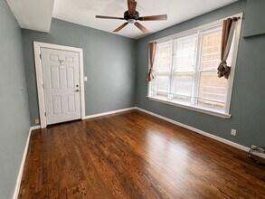 808 N Sacramento Blvd in Chicago, IL - Building Photo - Building Photo