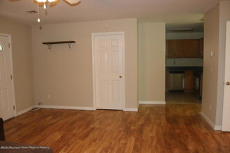 3 Ocean Ave-Unit -2 in Belmar, NJ - Building Photo - Building Photo