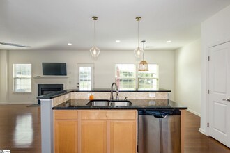 30 Irvington Dr in Greer, SC - Building Photo - Building Photo
