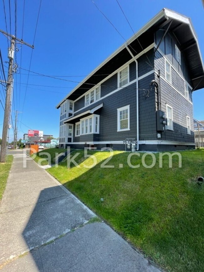 1408 6th Ave in Tacoma, WA - Building Photo - Building Photo