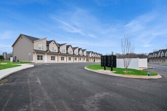 541 New S Dr in Clarksville, TN - Building Photo - Building Photo