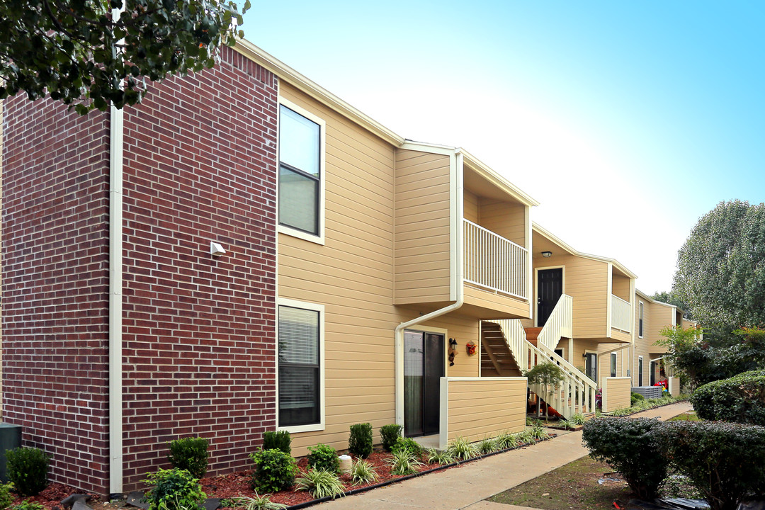 Pleasant View Apartments in Tahlequah, OK - Building Photo